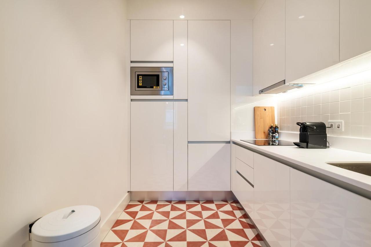 Modern 1Bdr In Downtown Lisbon By Lovelystay מראה חיצוני תמונה